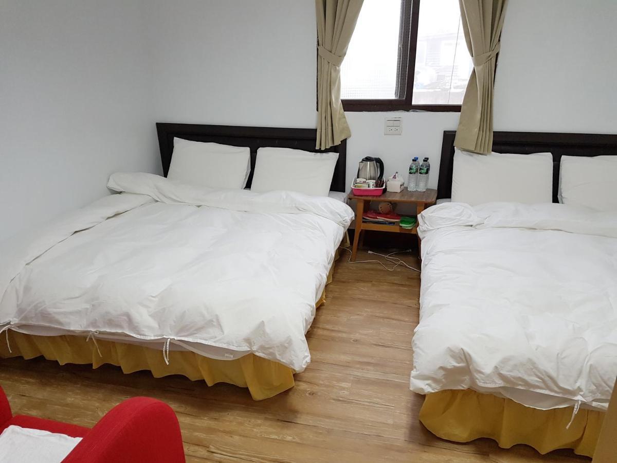 拉拉山周家渡假旅館 Hualing Buitenkant foto
